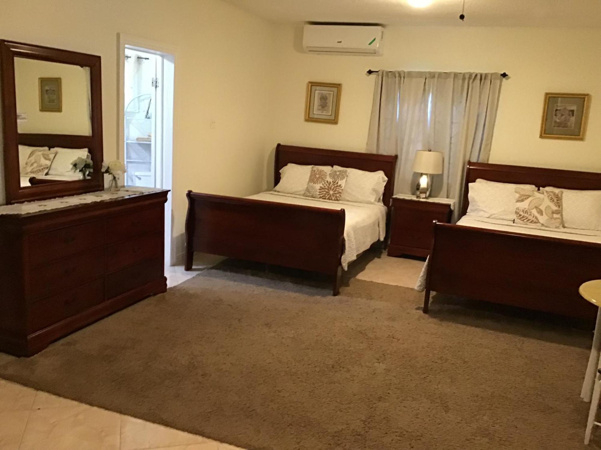 Hills Royale Villa -Ironshore Montego Bay Exterior photo